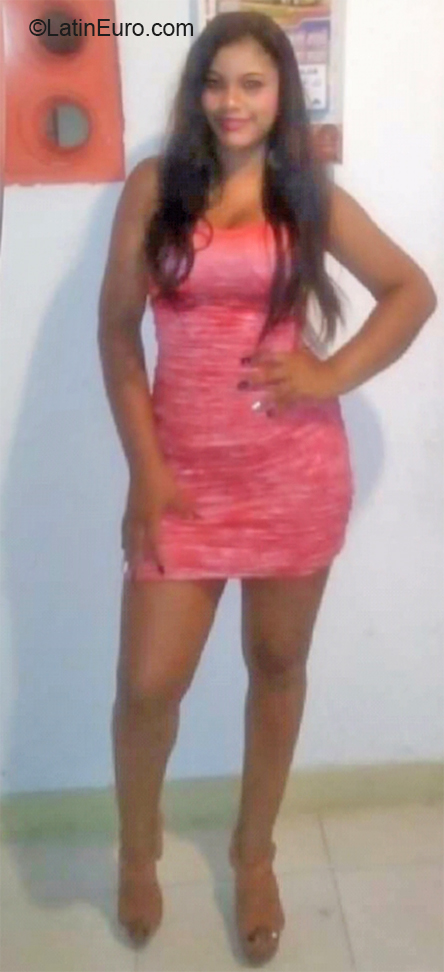 Date this fun Colombia girl Liceth from Cartagena CO27532