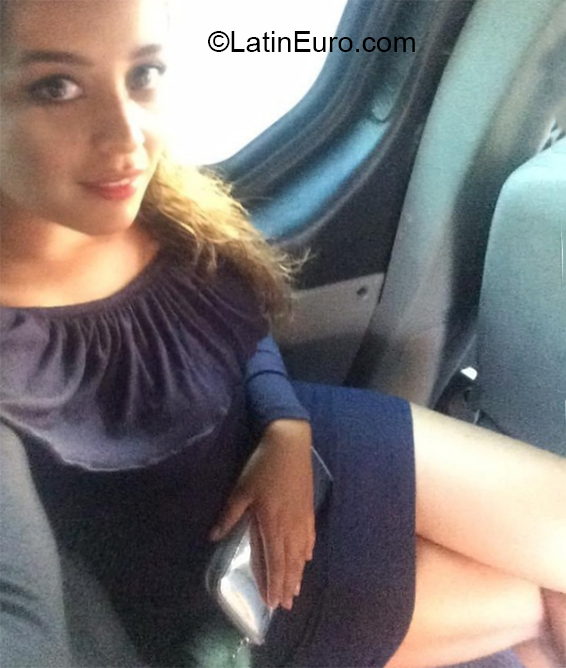 Date this pretty Mexico girl SummerRoberts from Mexico City MX1880