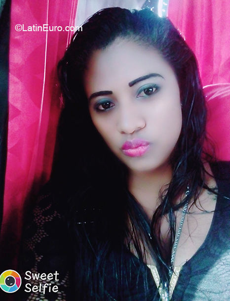Date this fun Ecuador girl Katherine from Guayaquil EC526