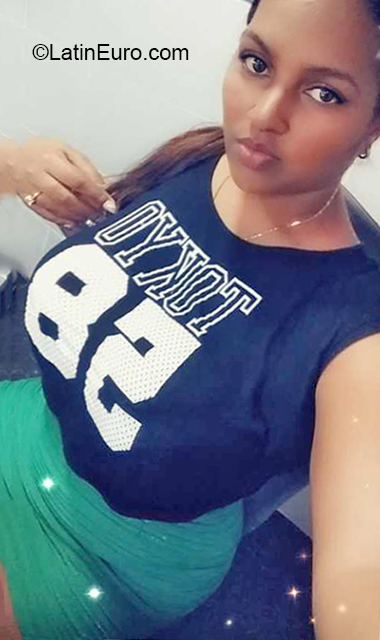 Date this tall Dominican Republic girl Melissa from Santo Domingo DO38333