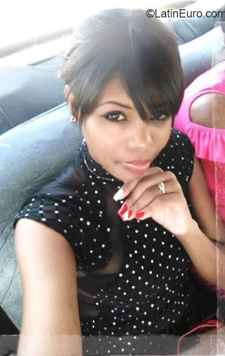 Date this georgeous Cuba girl Tami from Havana CU697