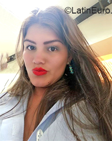 Date this hot Colombia girl Lorena from Bogota CO27999