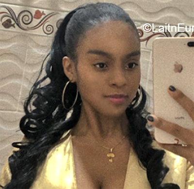 Date this attractive Colombia girl Maria from Cali CO28048