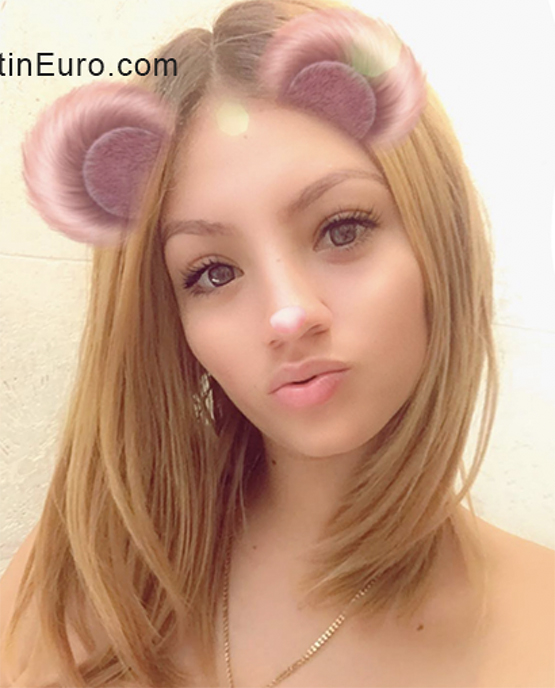 Date this gorgeous Dominican Republic girl Jatnia from Santo Domingo DO38508