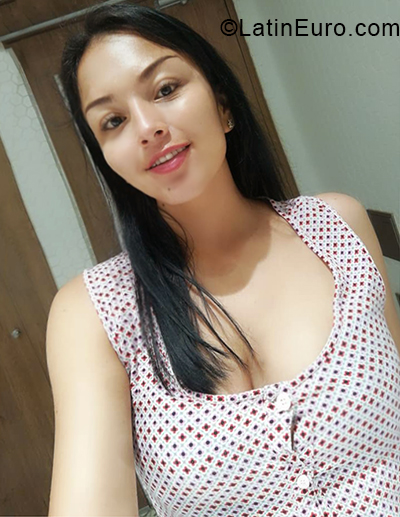 Date this georgeous Colombia girl Kathy from Bogota CO28103