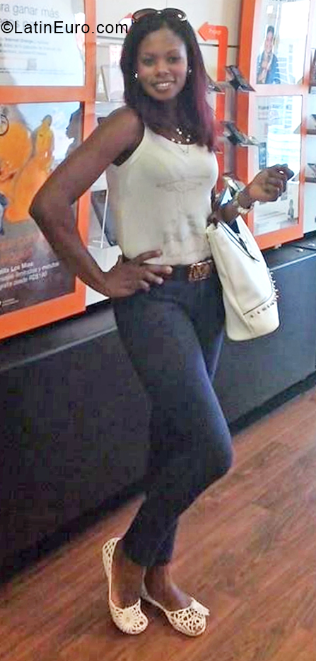 Date this sultry Dominican Republic girl Margarita from Puerto Plata DO39085