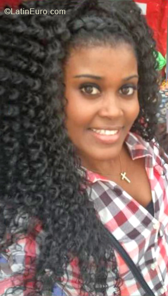 Date this delightful Dominican Republic girl Yessica Ramrez from Santo Domingo DO38551