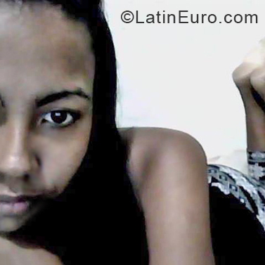 Date this hot Colombia girl Anyeli from Cali CO28304