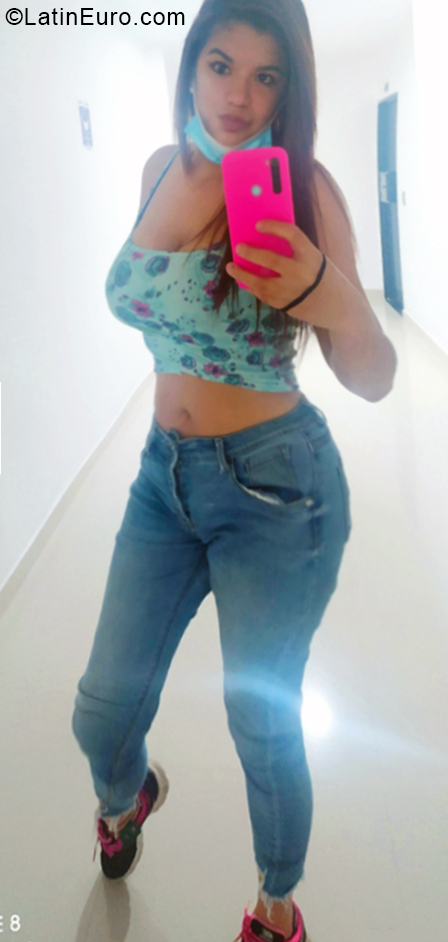Date this passionate Colombia girl Yesica from Cali CO28537