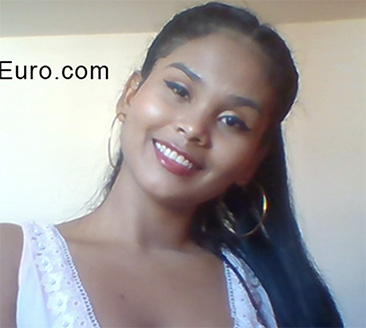 Date this tall Colombia girl Luisa from Pereira CO28554