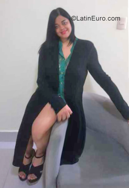 Date this delightful Cambodia man Haiti from  DO39040