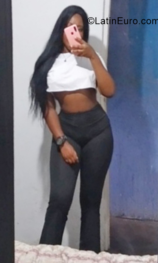 Date this pretty Colombia girl Bivi from Medellin CO29154