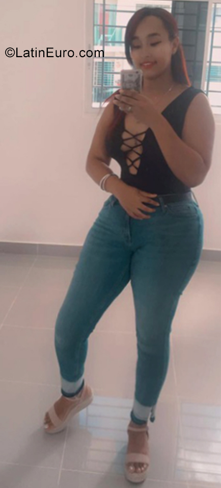 Date this good-looking Dominican Republic girl Eli from Santiago DO39207