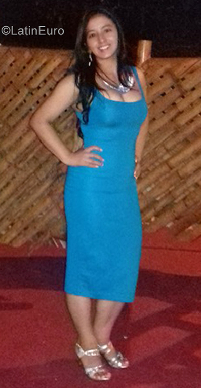 Date this pretty Colombia girl Francy from Cali CO29304
