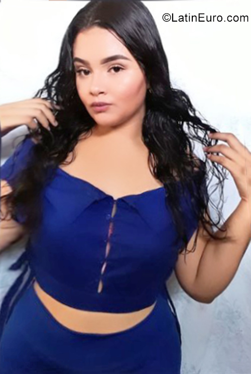 Date this beautiful Nicaragua girl Mayerling from Leon NI275