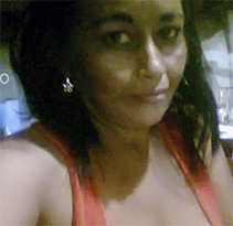 Date this delightful Venezuela girl Roxana from Barcelona. VE3733