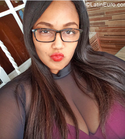 Date this pretty Dominican Republic girl Maria from Santiago DO39341