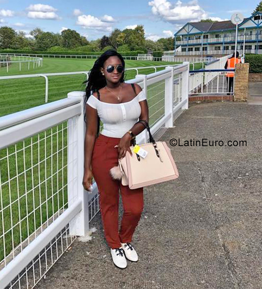 Date this funny Colombia girl Sandra from Caucasia CO29485
