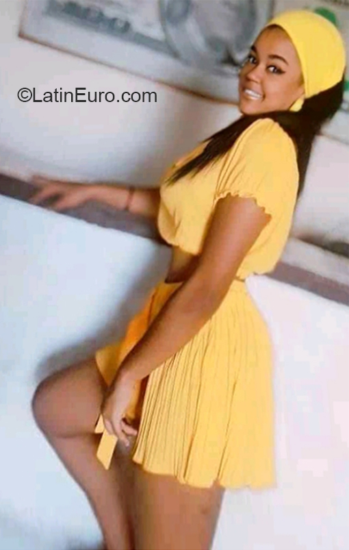Date this sultry Cuba girl Kelin from Ciego De Avila CU764