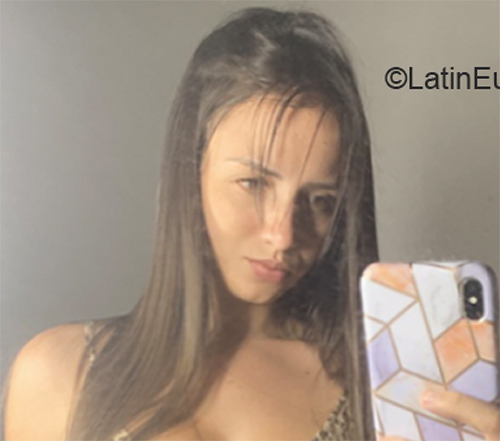 Date this happy Costa Rica girl Amanda from San Jose CR449