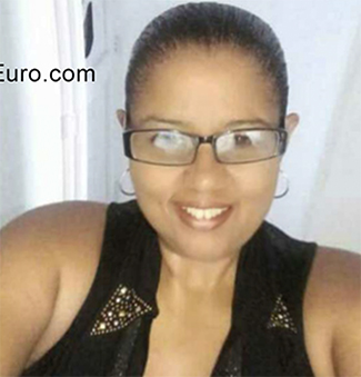 Date this sultry Colombia girl Yasmin from Cali CO29719