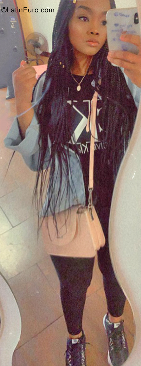 Date this foxy Spain girl Queen kandy from Vitoria - Gasteiz ES613