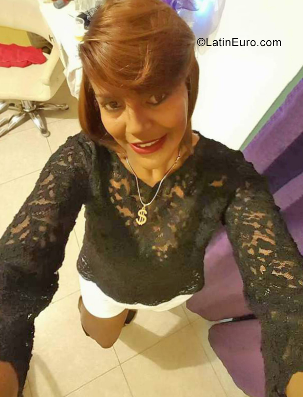 Date this nice looking Dominican Republic girl Rosanna from Puerto Plata DO39525
