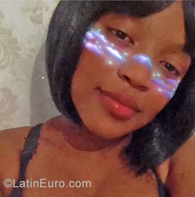 Date this funny Dominican Republic girl Nicol from Santo Domingo DO39535