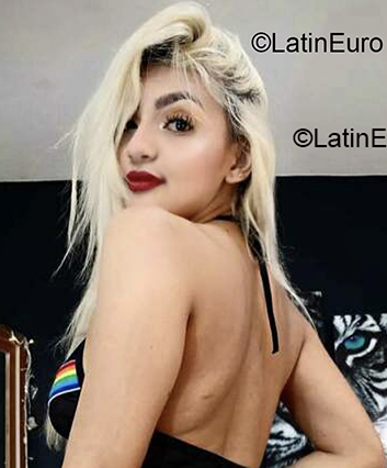 Date this voluptuous Colombia girl Mariam from Medellin CO29842