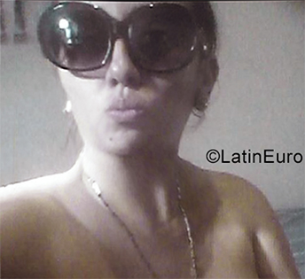 Date this young Venezuela girl Carol from Maracaibo VE3871