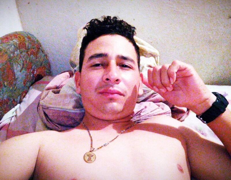 Date this sensual Venezuela man Robinson from Sucre VE3901