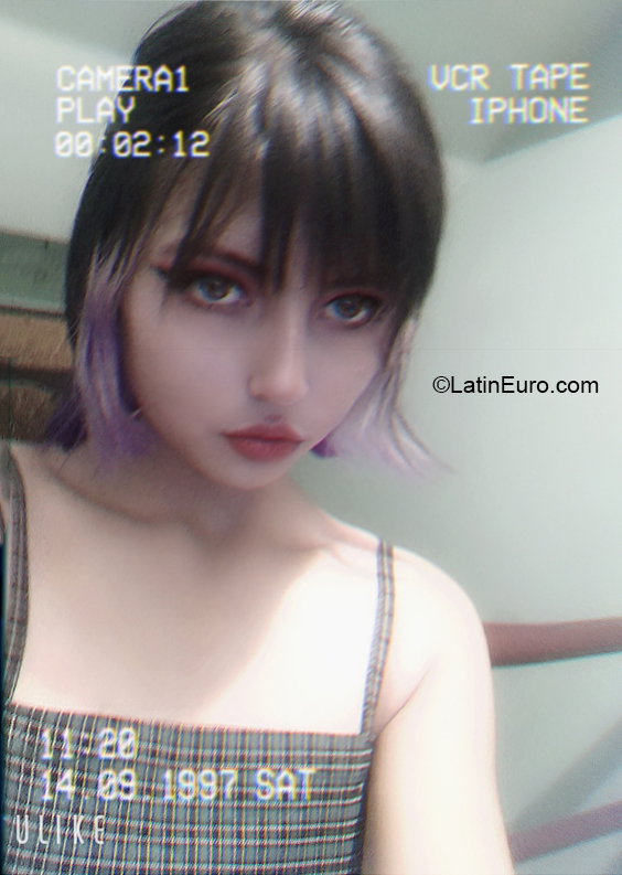 Date this georgeous Bolivia girl Yeremi from Cochabamba BO120