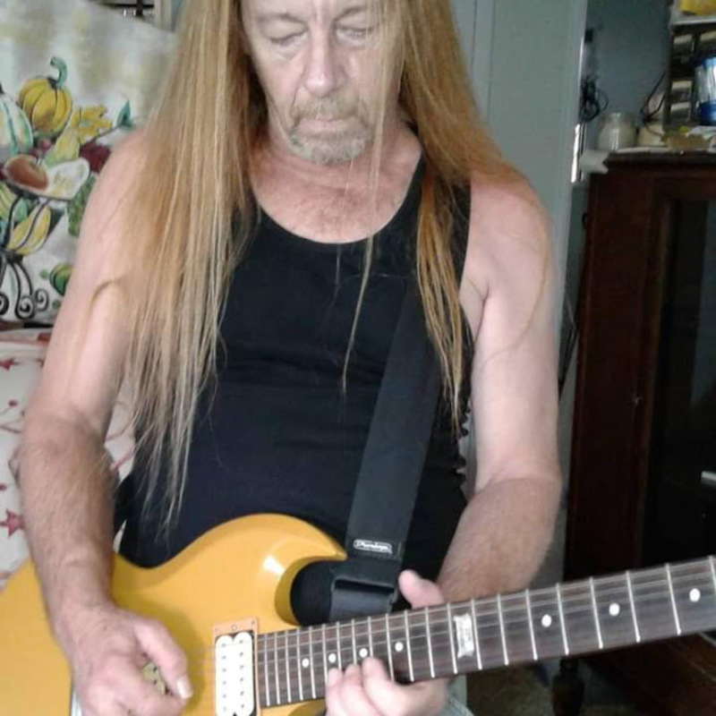 Date this tall United States man Frenchdoc from Fullerton US21258