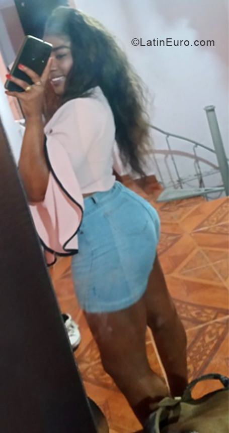 Date this young Colombia girl Melisa Mosquera from Medellín CO30136