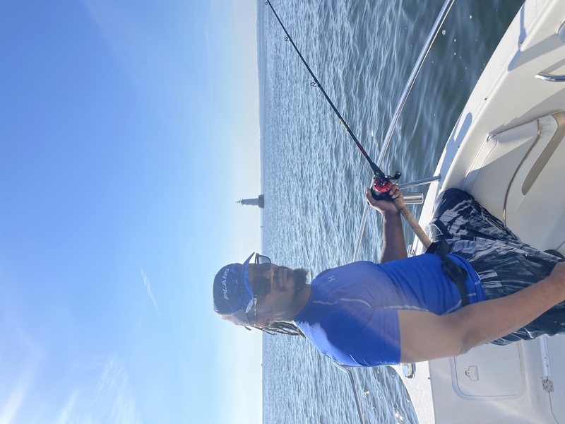 Date this tall United States man AJ21 from Maplewood US21288