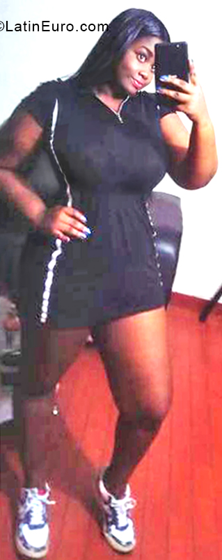 Date this funny Colombia girl Danna from Cali CO30797