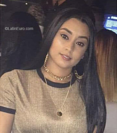 Date this passionate Dominican Republic girl Karla from Santiago DO39834