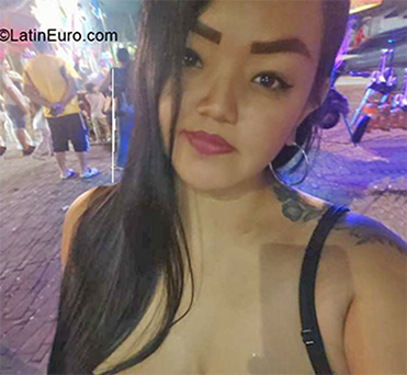Date this attractive Colombia girl Maleja from Bucaramanga CO30338