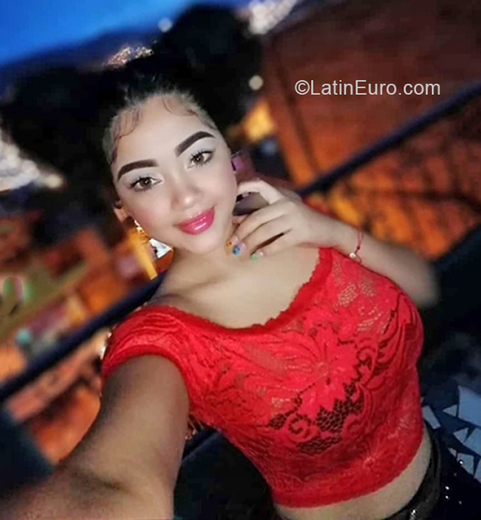 Date this hot Colombia girl Zaibeht from Medellin CO30365