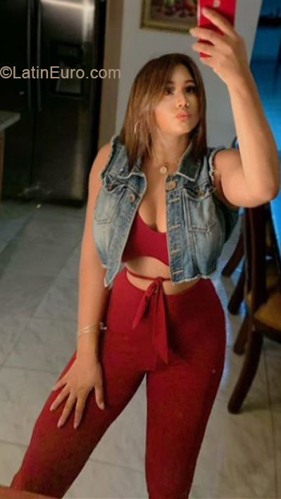 Date this funny Dominican Republic girl Pris from Puerto Plata DO39922