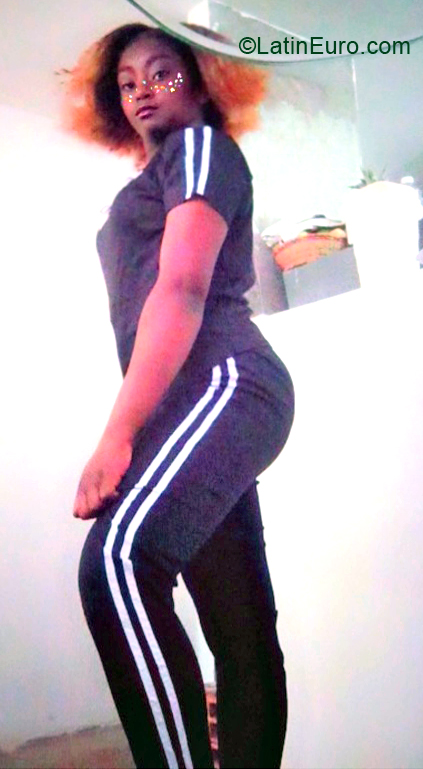 Date this charming Colombia girl Camila from Bogota CO30451