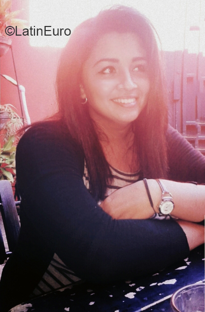 Date this delightful Nicaragua girl Anyoleth from Managua NI289