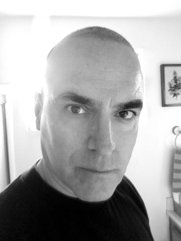 Date this tall United States man Henry from Los Angeles US21386