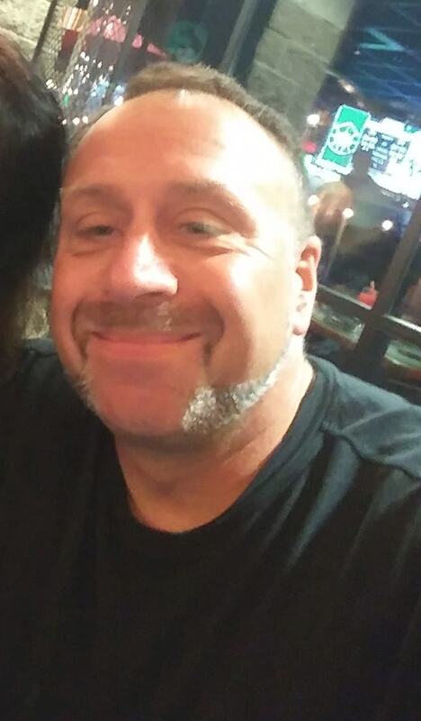 Date this charming United States man Dave from Milton US21396