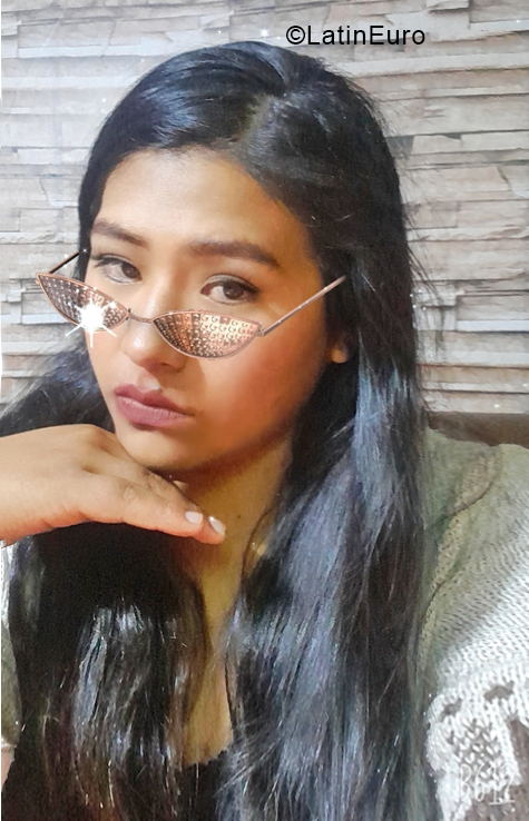 Date this exotic Bolivia girl Sandra Alejandr from La Paz BO125