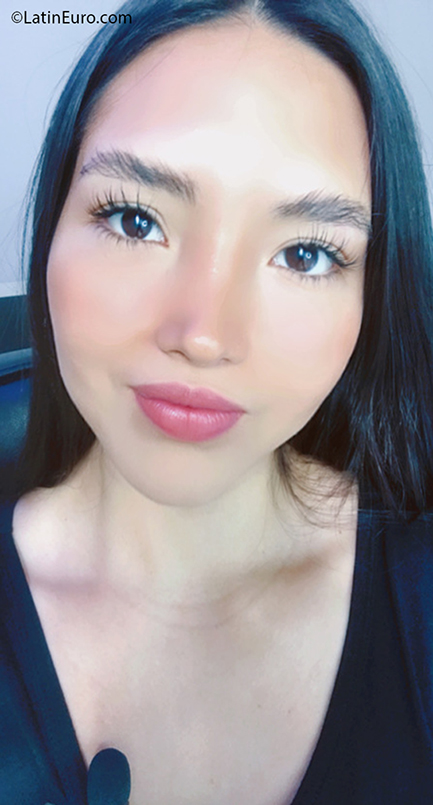 Date this foxy Argentina girl Gabi from Salta AR793