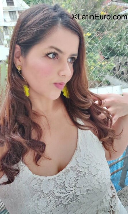 Date this delightful Colombia girl Julieta from Bogota CO31007