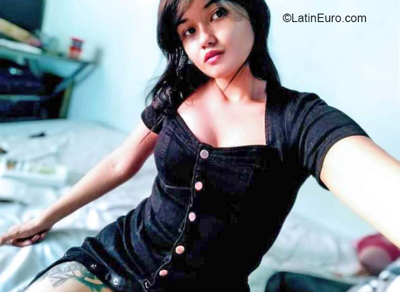 Date this hard body Colombia girl Hilda from Bucaramanga CO31031