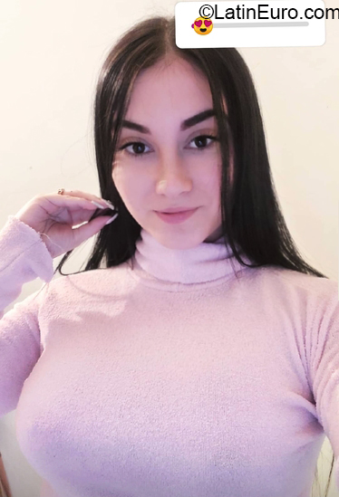 Date this charming Ecuador girl Gabriela from Guayaquil VE4107