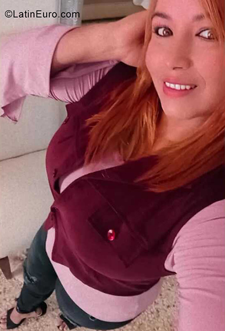 Date this charming Dominican Republic girl Dilenia from Santo Domingo DO40612